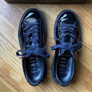 FENTY by RIHANNA PUMA BLACK WRINKLED PATENT size 7